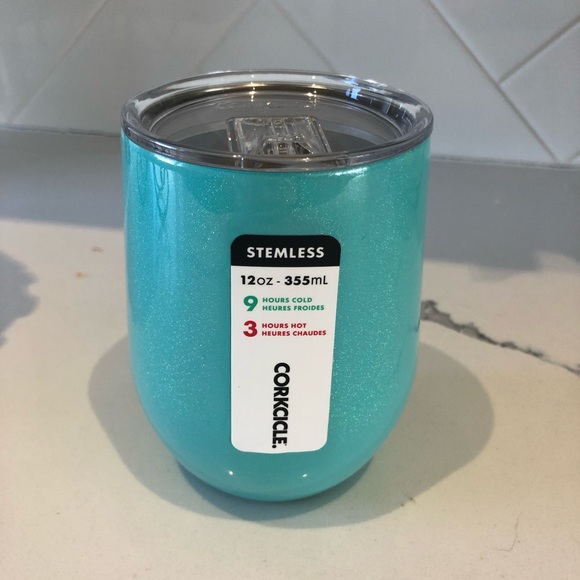 NWOB Corkcicle Wine Glass with Lid and Silicone Straw - Picture 4 of 6